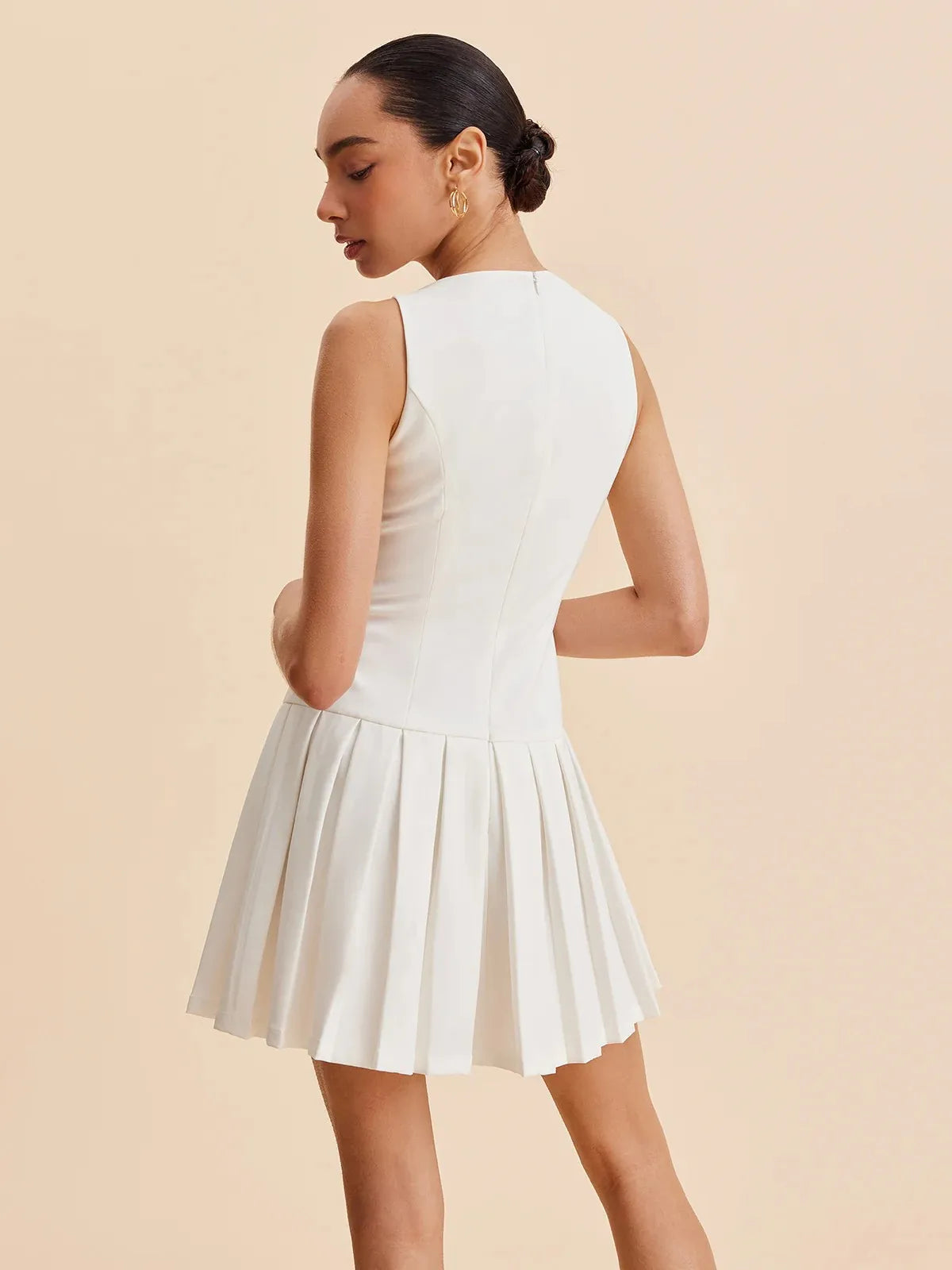 Summer Slim White Women Dress 2025 Bodycon O-Neck Sleeveless Mini Dresses Elegant Classic Solid Female Dress Streetwear