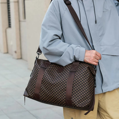 Neutral Men's and Women's Handbags Are Suitable for Daily Travel They Can Be Used as Single-Shoulder Bags or Travel Bags.