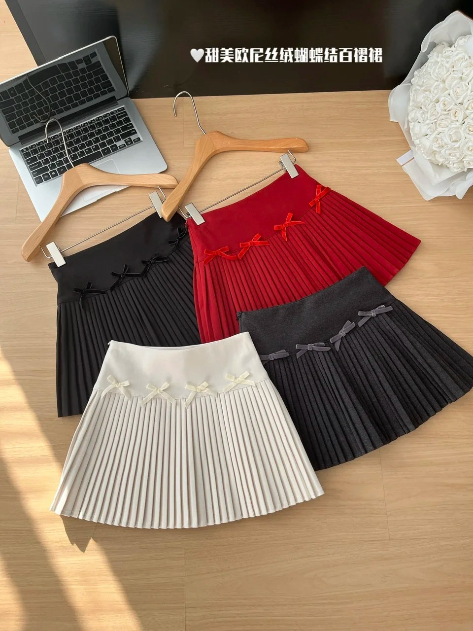 Women's Autumn/Winter Velvet Bow Solid Color Mini Short Skirt High Waist Sweet All match Elegant A-line Pleated Skirt 2024 New