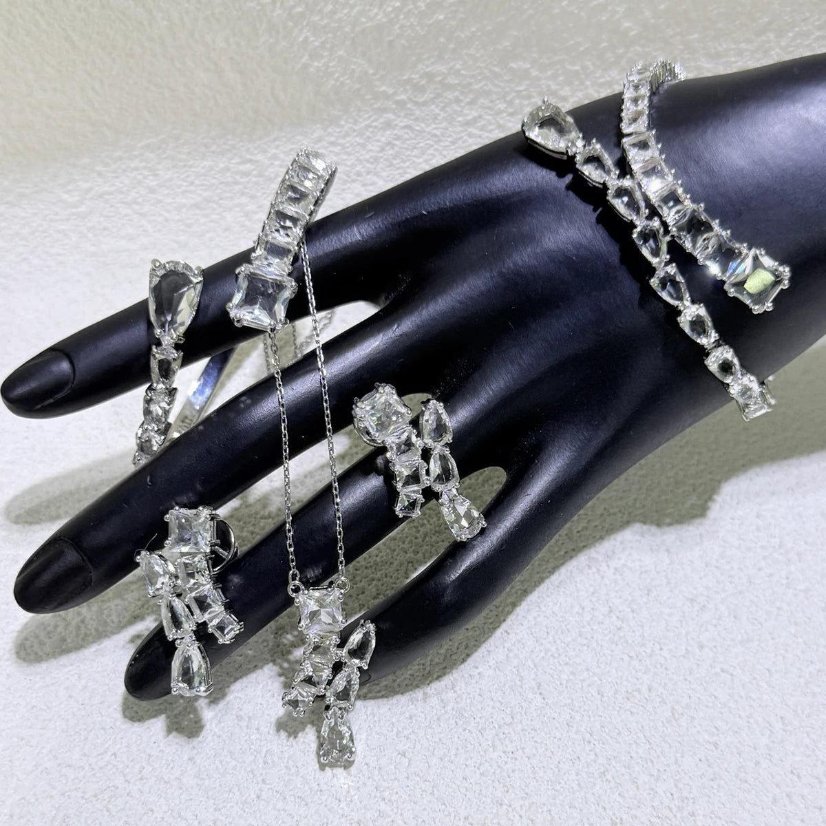 2025 New Trend Fine Wedding Jewelry Set Charming Luxury White Water Drop Crystal Fashion Women's Necklace Bracelet Earrings Ring