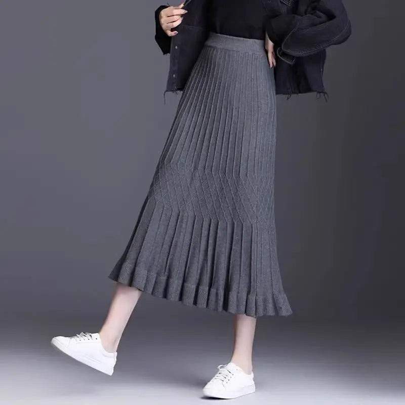 Autumn and Winter Women's Solid Color Pleated Knitted A-Line Elastic Shirring Fashion Casual All Match Office Lady Skirt