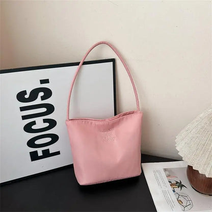 NEW Women's High Capacity Handbag Underarm Handbag Shoulder Bag Waterproof Embroidered Letters Underarm Bag Tote Bags