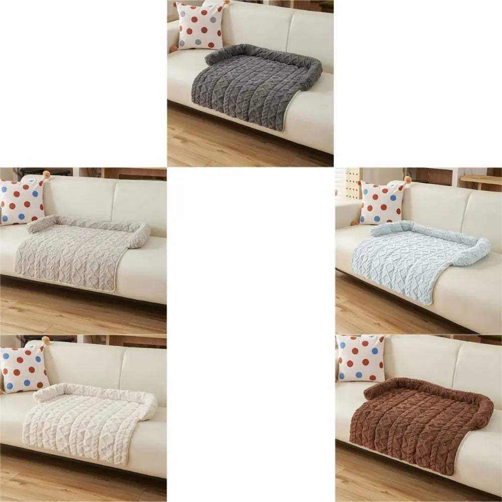 Pet Supplies Non-Slip Pet Sofa Bed Scratch Resistant Thickened Warm Pet Mattress with Pillow Super Soft Car Pet Mat Indoor