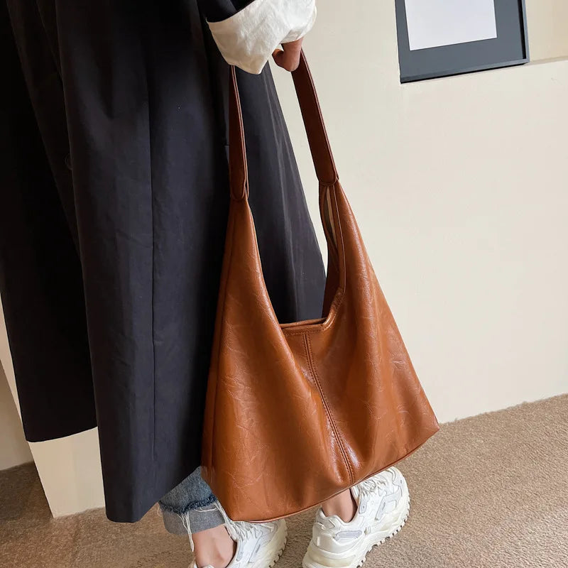Soft PU Leather Shoulder Bag for Women Wedding Totes All-match Commuter Underarm Bag Bolso Mujer Fashion Large Capacity Handbag