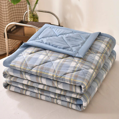 Summer Thin Comforter Soft Air-Conditioned Four Season Comforter Machine Washable Single Double Blanket Ultrasonic Quilted Quilt