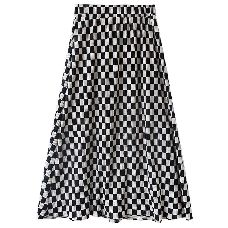 2023 AutumnWinter New High End Corduroy Checkerboard Half Skirt Women's Korean Print High Waist Fashion Mid Length A-line Skirts