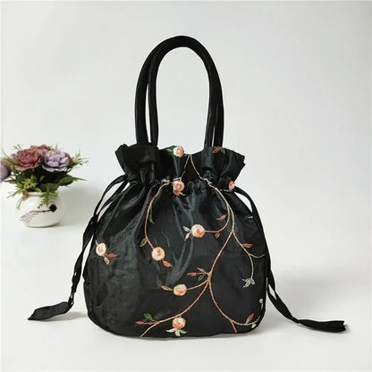 Retro Embroidery Silk Drawstring Handbags Women Purse Wallets Jewerly Packing Storage Bucket Bag Hanfu Accessories