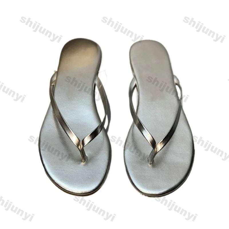 Women Flip Flops 2025 Summer New Comfortable Breathable Soft Bottom Beach Muje Lightweight Fashion Outdoor Slip on Casual Flats