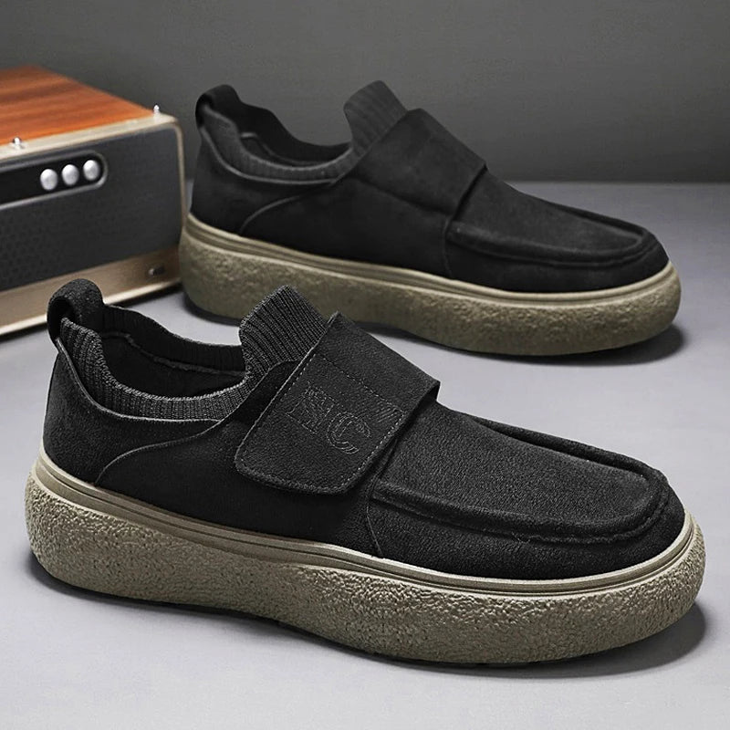 Fashion Men Casual Shoes Luxury Brand Man Walking Sneakers Slip on Flats Breathable Lightweight Lazy Driving Shoes Socks Loafers