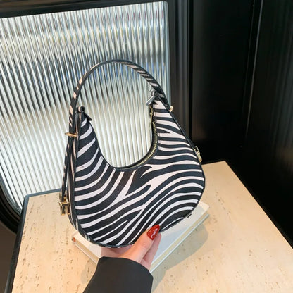 Crescent-shaped Underarm Bag for Women Brown Black Leopard Handbag Clutch Bag Female Vintage PU Leather Crossbody Bags Versatile