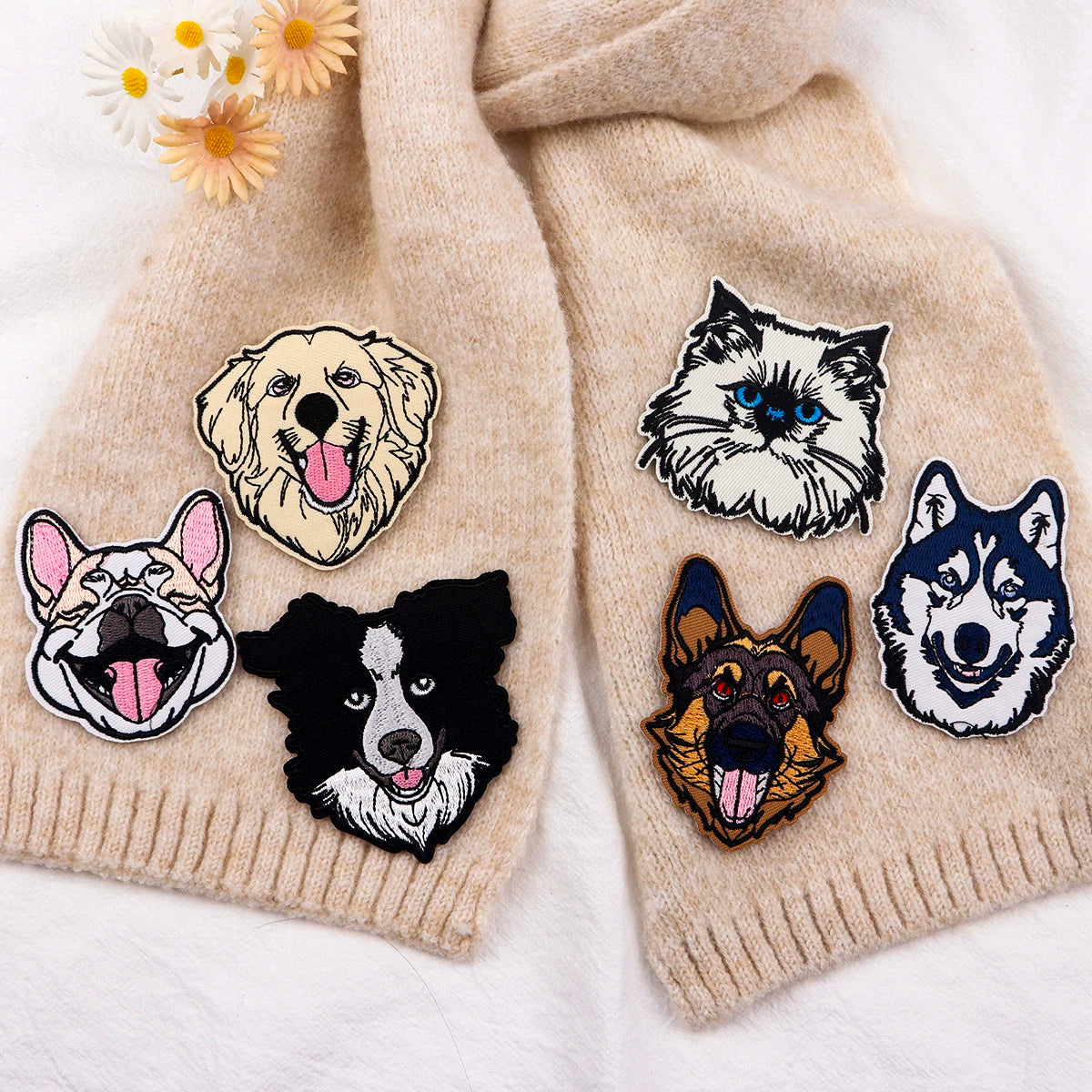 Cute Pet Dogs Patches On Clothes Animals Embroidered Patches Cartoon Cat Badges Iron On Patch DIY Clothing Accessories
