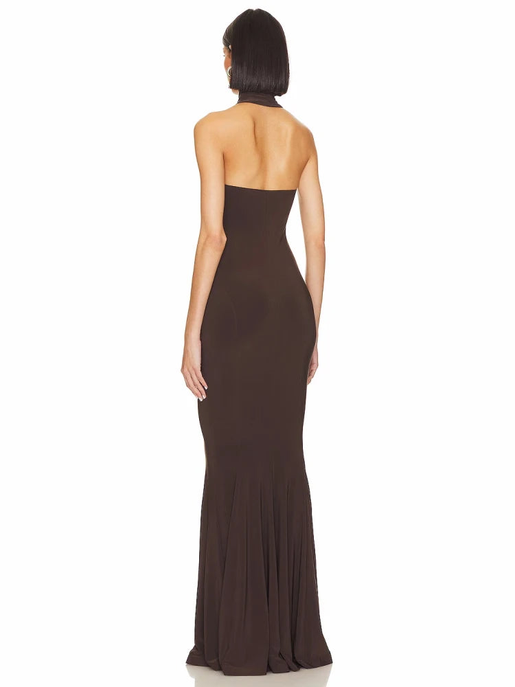 Sexy Halter Neck Backless Slim Maxi Dress Women Browns Sleeveless Halter Neck Bodycon Long Dresses Elegant Evening Party Gowns
