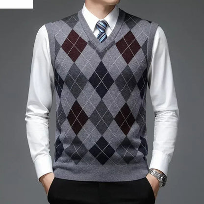 New  Men's Casual Knitted Wool Sweater Vest V-neck Knit Pullover Jacquard Plaid Sleeveless Tops Business Office Men's Vest