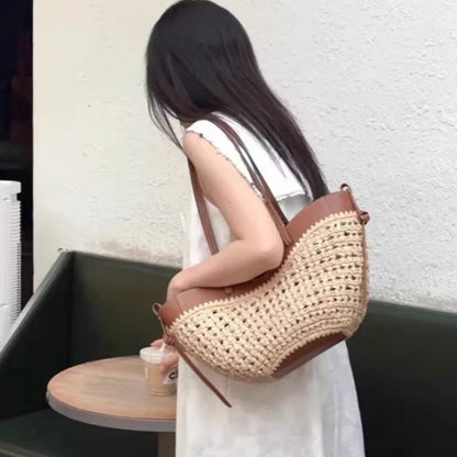 Large Capacity Dumpling Straw Shoulder Bag Women Straw Woven Bag Fashion Plush Wings Armpit Bag For Summer Beach Bucket Bag