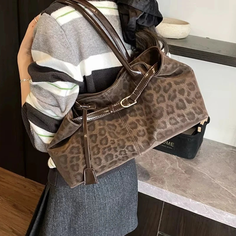 Newly Leopard PU Leather Shoulder Bags for Women Luxury Designer Brand Trend Tote Bag Females Short Handle Handbags and Purses