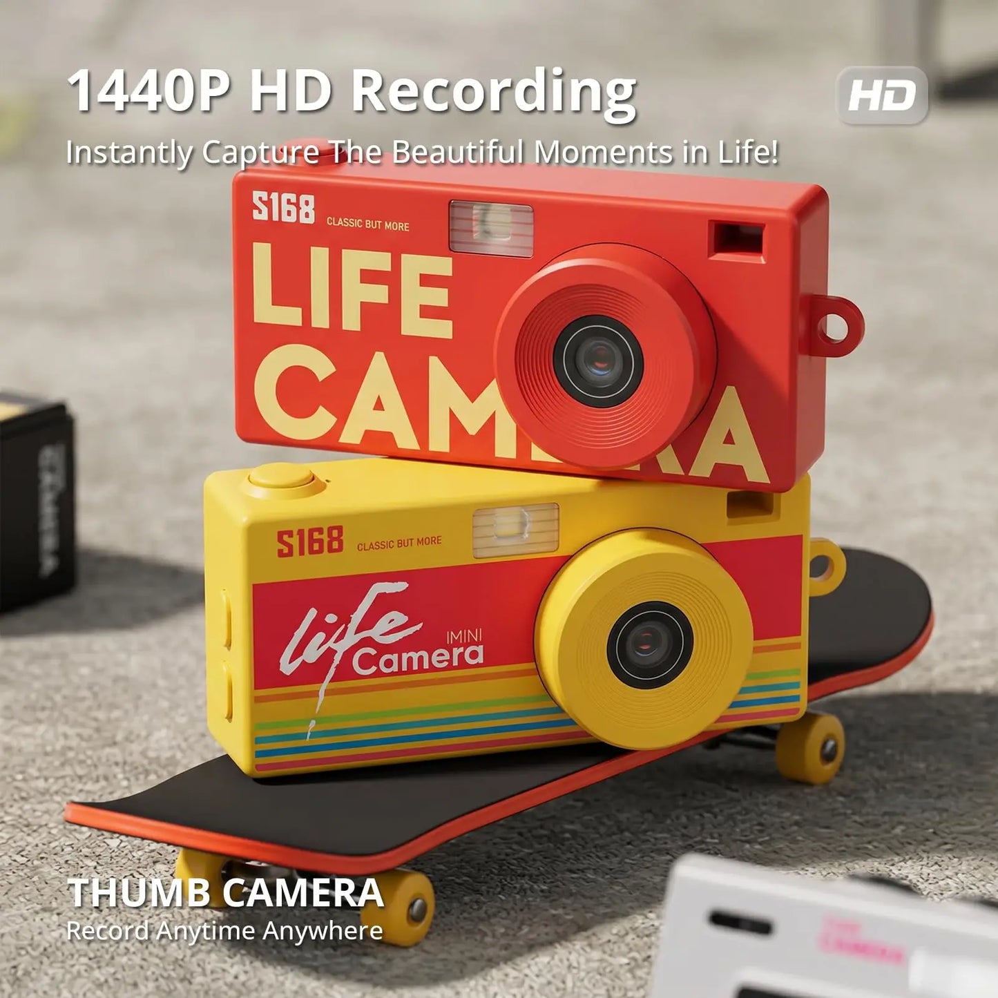 Thumb Keychain Camera 1.47inch Mini Action Camera Retro 2K HD Digital Camera CCD Thumb Camera with Flash Light Loop Recording
