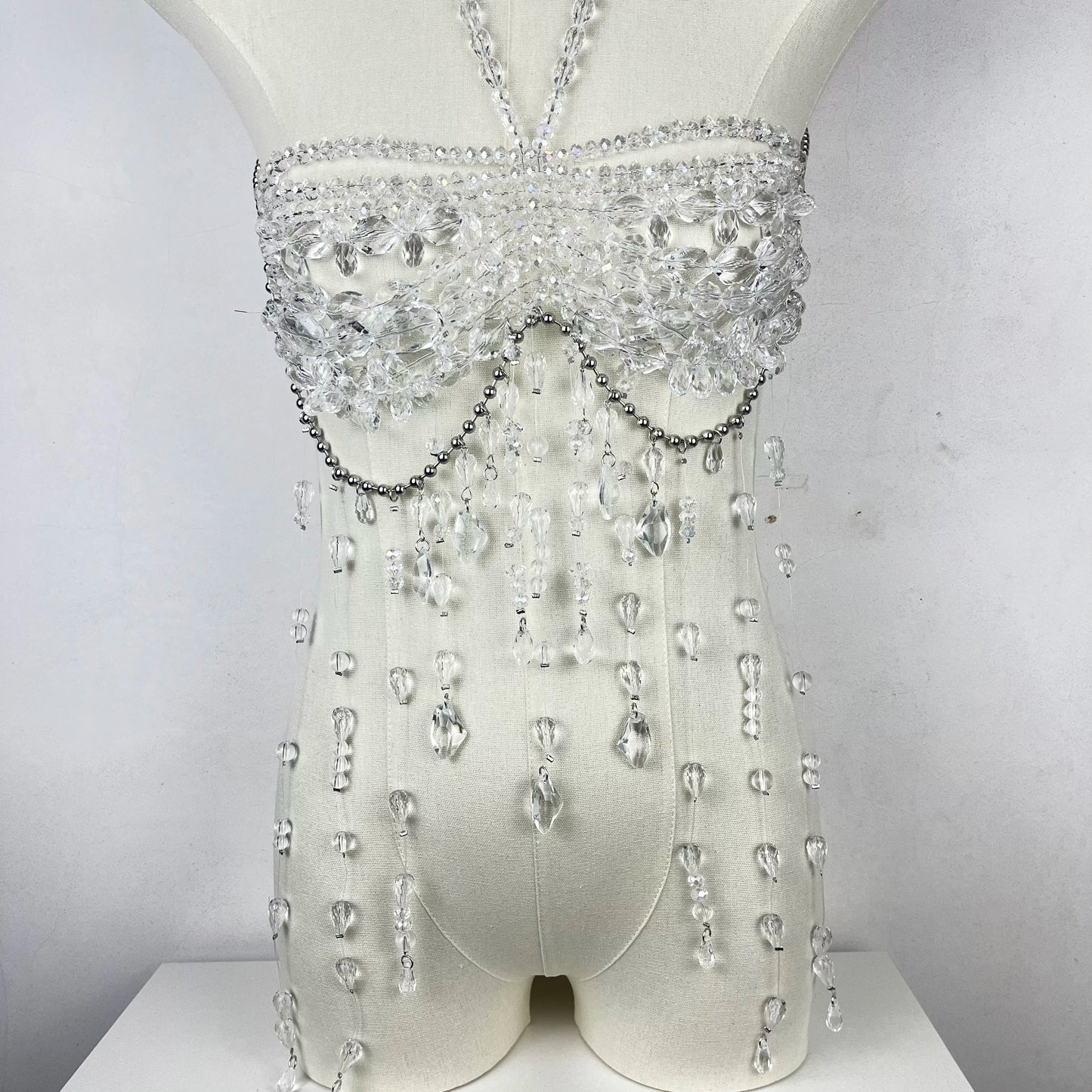 2025 New Women's Necklace Beaded Vest Hollow Out Top Jewelry Exaggerated Pearls Neck Bra Fashion Bra Women's Club Carnival