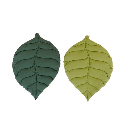 Pet Mat Bite Resistant Four Seasons Leaf Shape Washable Breathable Soft Cat Dog Bed Cage Kennel Pad Pet Sleeping Rest Mat