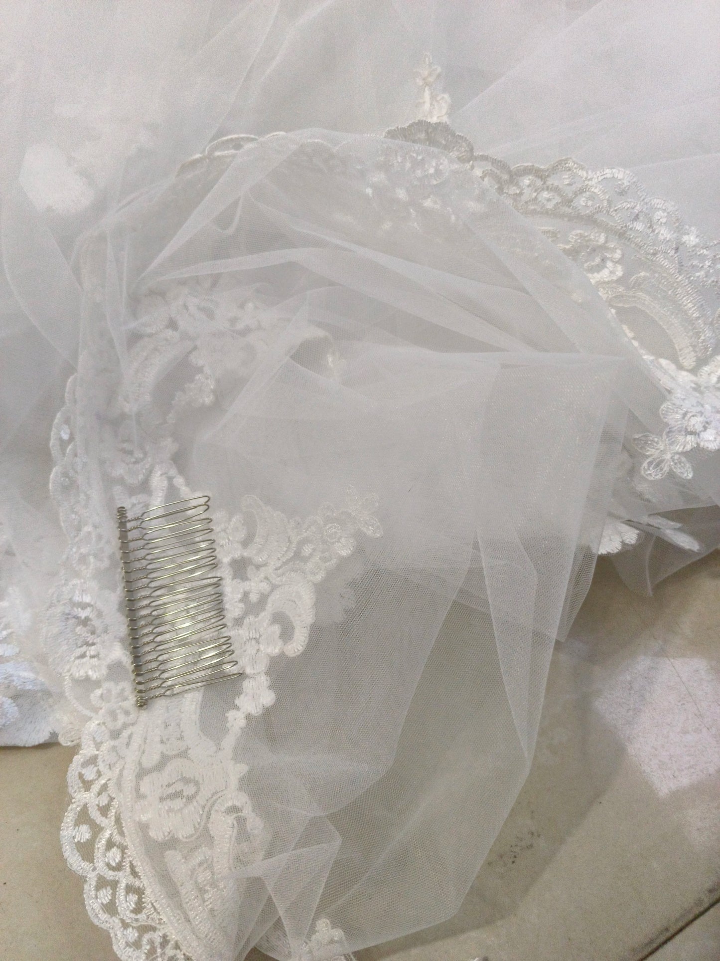 1 Tier Mantilla Wedding Veil With Comb Full Lace Edge Long Scalloped Floral Elegant Bridal Veils White Ivory Fingertip 2m 3m 4m