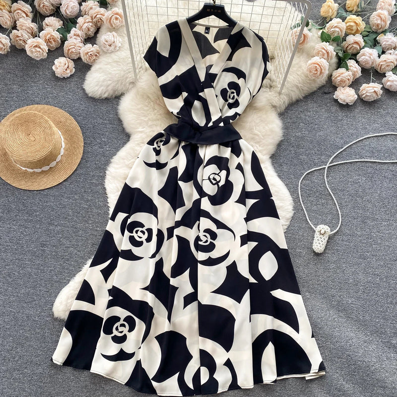 2026 Summer Bohemian Wommen Print Midi Dress Vintage V-Neck Sleeveless High Waist A-Line Plain Vestido Female New Casual Robe