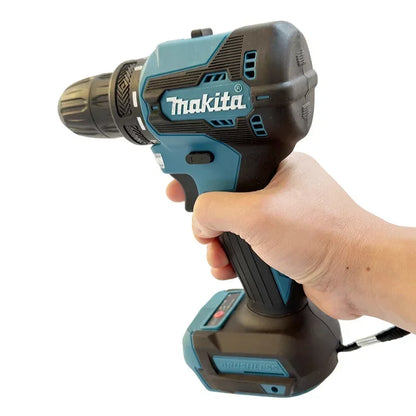 Makita's Tool Various Models of Portable Cordless Power Tools, Cordless Chainsaws, Brushless Chainsaws, Electric Guns Power