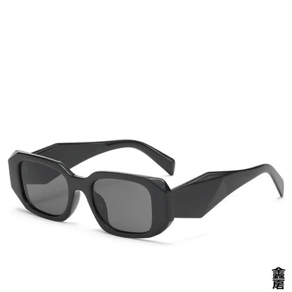 1pc Classic Unisex Sunglasses Trendy Shades for Men Women Fashion Designer Style Eyewear Travel Motorcycle Driving Sunglasses