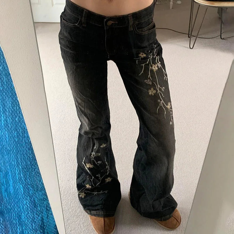 Floral Embroidery Jeans Women Y2K Streetwear Baggy Denim Pants Vintage 2000S Low Rise Flared Jeans Female High Street Trousers
