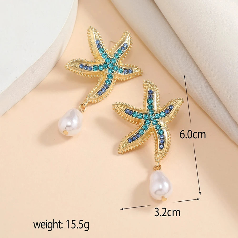 Starfish Earrings with Gold Main Body Inlaid with Blue Diamonds, Pearl Pendants Are Smart, Integrated Marine Elements, Fashionable and Versatile