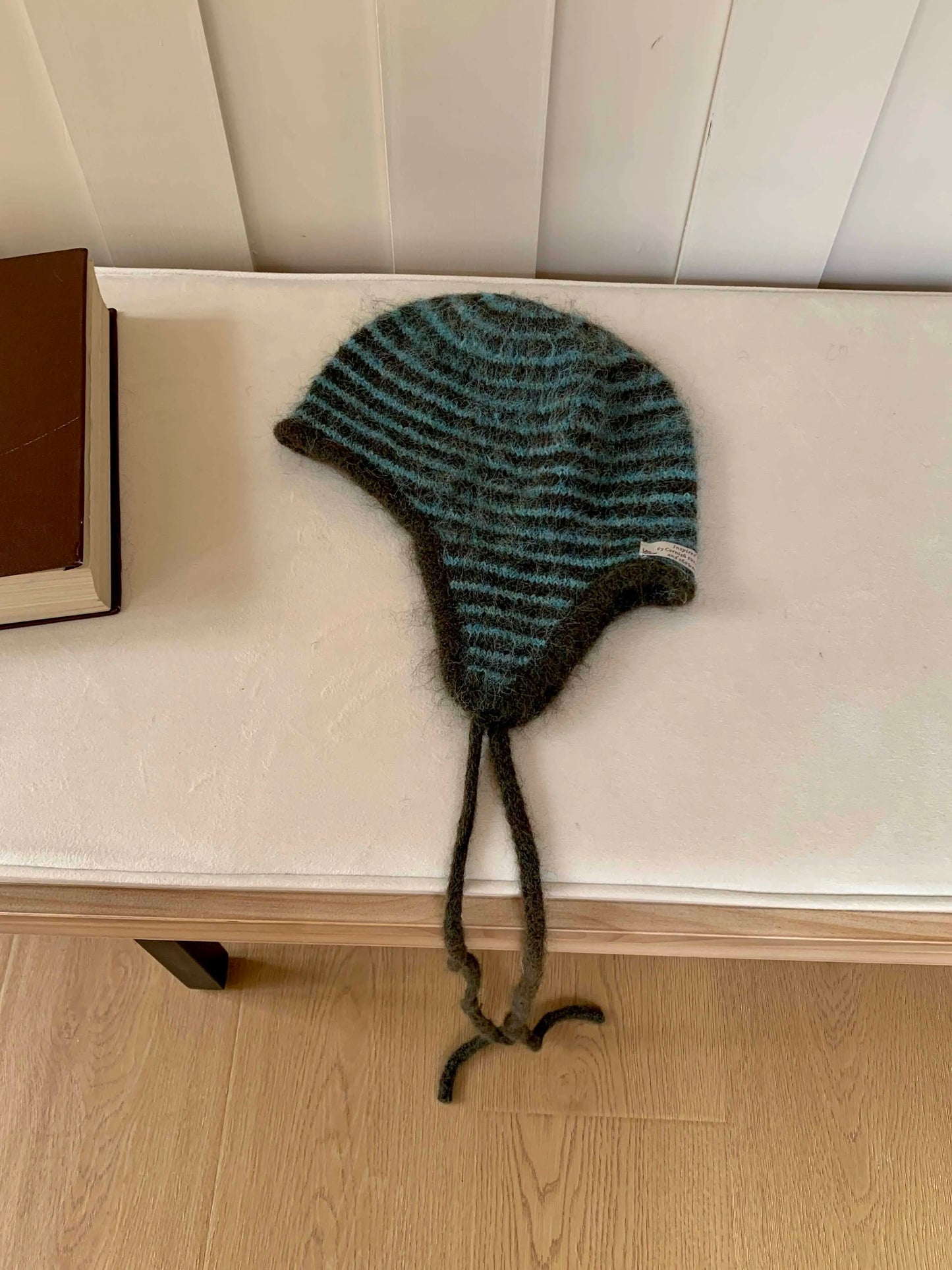 2025 new Fashion Knitted Hat Women Autumn Winter Skullies Beanies Ladies Colorful Earflap Cap Female Handmade Tassels Beanie Hat