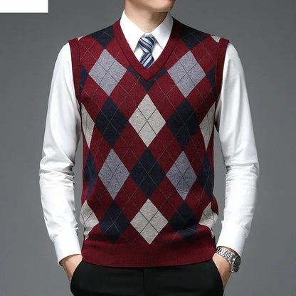 New  Men's Casual Knitted Wool Sweater Vest V-neck Knit Pullover Jacquard Plaid Sleeveless Tops Business Office Men's Vest