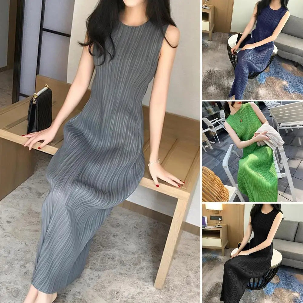 Long Dress Elegant Midi Dress for Women Pleated Loose Fit Round Neck Vest Dress in Solid Color for Office or Casual Wear Pleated