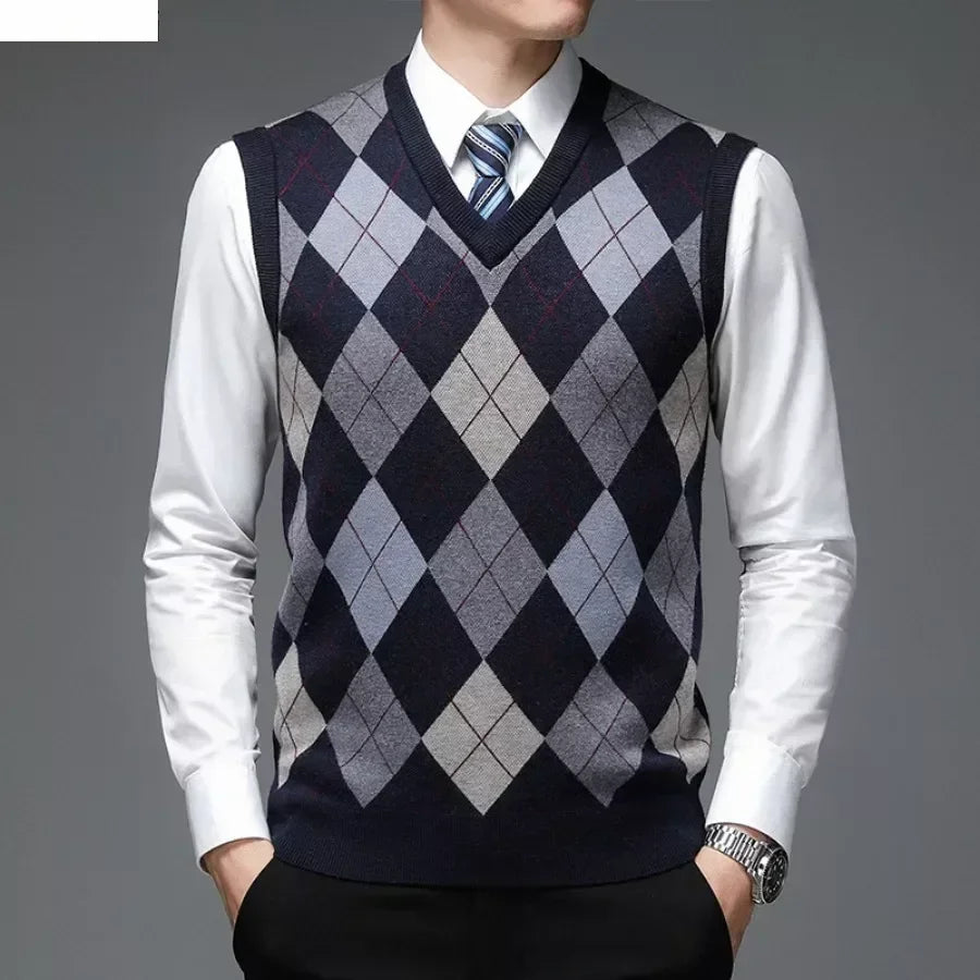 New  Men's Casual Knitted Wool Sweater Vest V-neck Knit Pullover Jacquard Plaid Sleeveless Tops Business Office Men's Vest