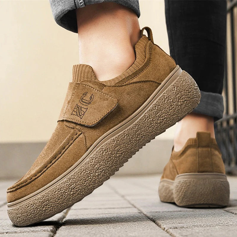 Fashion Men Casual Shoes Luxury Brand Man Walking Sneakers Slip on Flats Breathable Lightweight Lazy Driving Shoes Socks Loafers