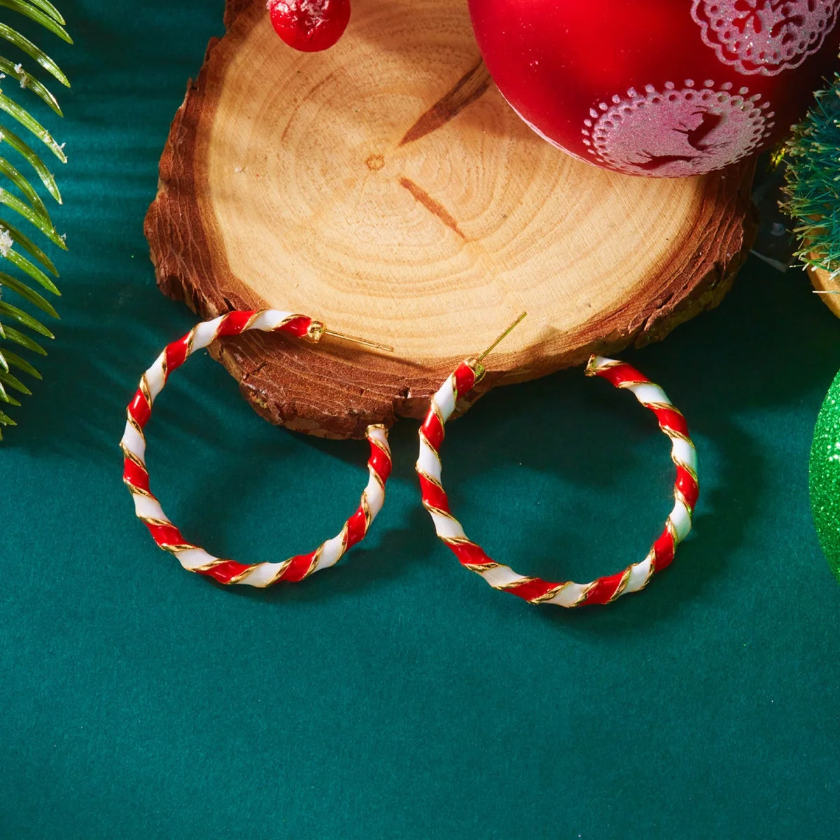 Christmas Red Green White Sequins Stripe Twisted Round Drop Earrings Circle Hoop Earring For Women Men Festive Holiday Jewelry