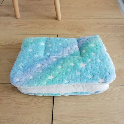 57x38cm Comfortable Flannel Pet Mat Dog Bed Cat Bed Thickened Sleeping Mat Dog Blanket Mat Suitable for Puppies Kittens Pet Rug
