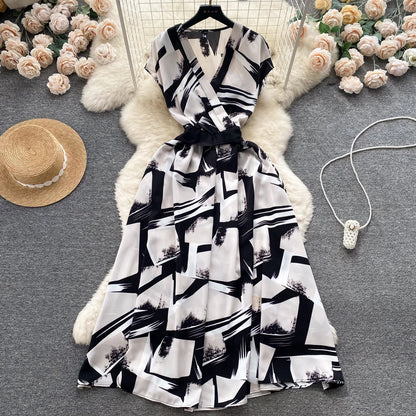 2026 Summer Bohemian Wommen Print Midi Dress Vintage V-Neck Sleeveless High Waist A-Line Plain Vestido Female New Casual Robe