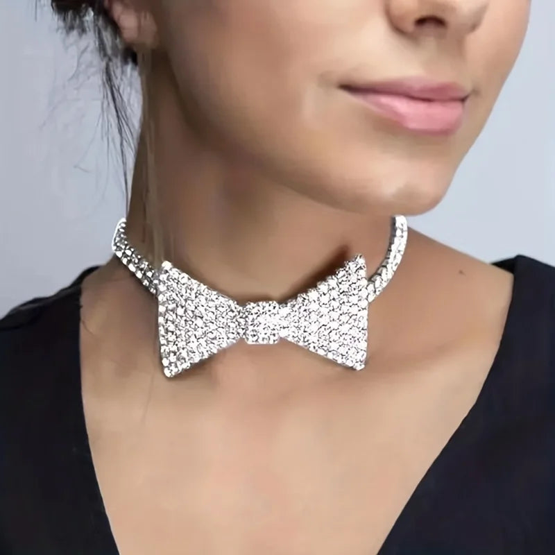 Luxury classic sparkling crystal bow necklace necklace necklace necklace fashionable women's rhinestone necklace jewelry accesso