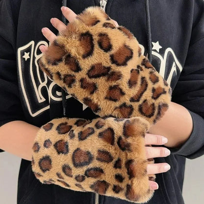 High Quality Leopard Faux Rabbit Fur Gloves Women Half Finger Gloves Winter Warm Fur Fingerless Gloves Handmade Furry Mittens