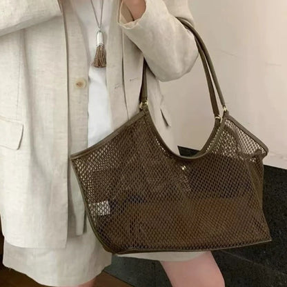 NEW PU Leather Wing Tote Bag Roomy Cluth Bag Large Capacity Buckle Woman Luxury Designer Travel Shoulder Bags Shopper Handbag