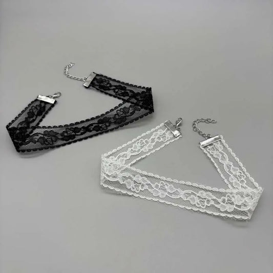 Short Lace Choker Nekclace for Women Girl Black White Color Fashion Romantic Necklace Gift for Party Wholesale Neck Jewelry