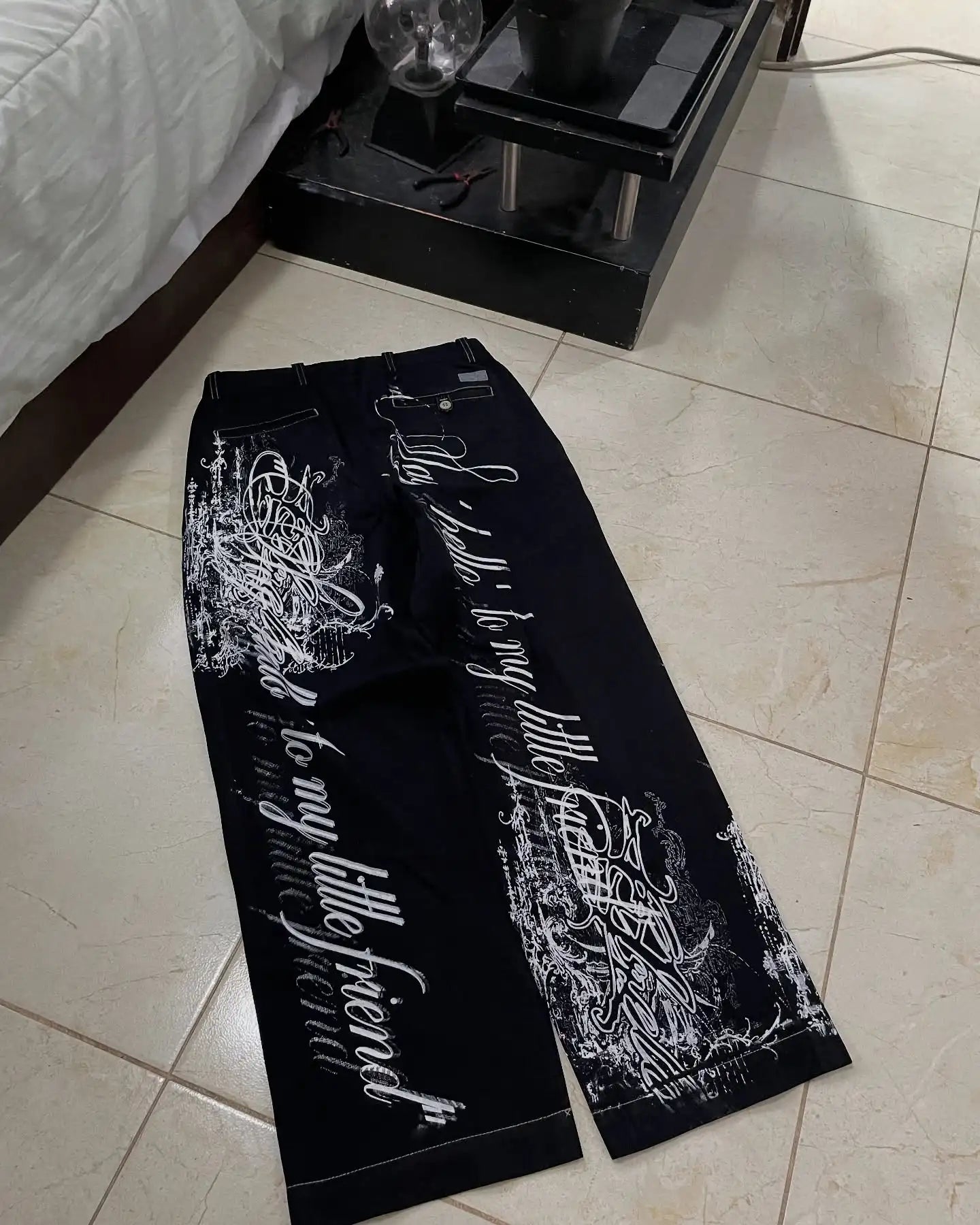 New Cyberpunk Jeans Mens American Y2K Red Graphic Street Goth Baggy Wide-Leg Pants Harajuku Hip-Hop Straight Pants