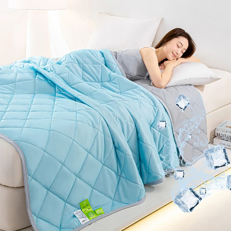 Grade A Breathable Cooling Quilt Thin Cool Comforter Summer Blanket  Soft Airable Air Conditioner Comforter of Lightweight Duvet