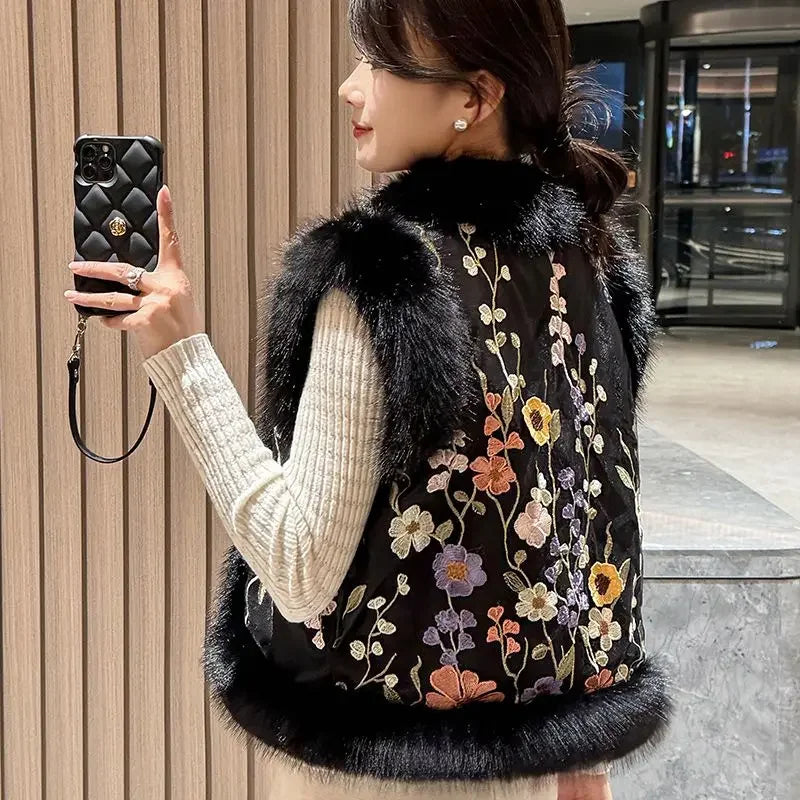 Woman vest autumn winter slimming Waistcoat Hairy Edge vest Floral embroidered shoulders Thickened vest Parkas Cardigan Tops