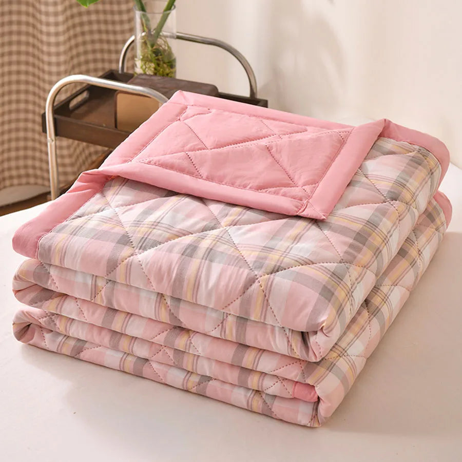 Summer Thin Comforter Soft Air-Conditioned Four Season Comforter Machine Washable Single Double Blanket Ultrasonic Quilted Quilt