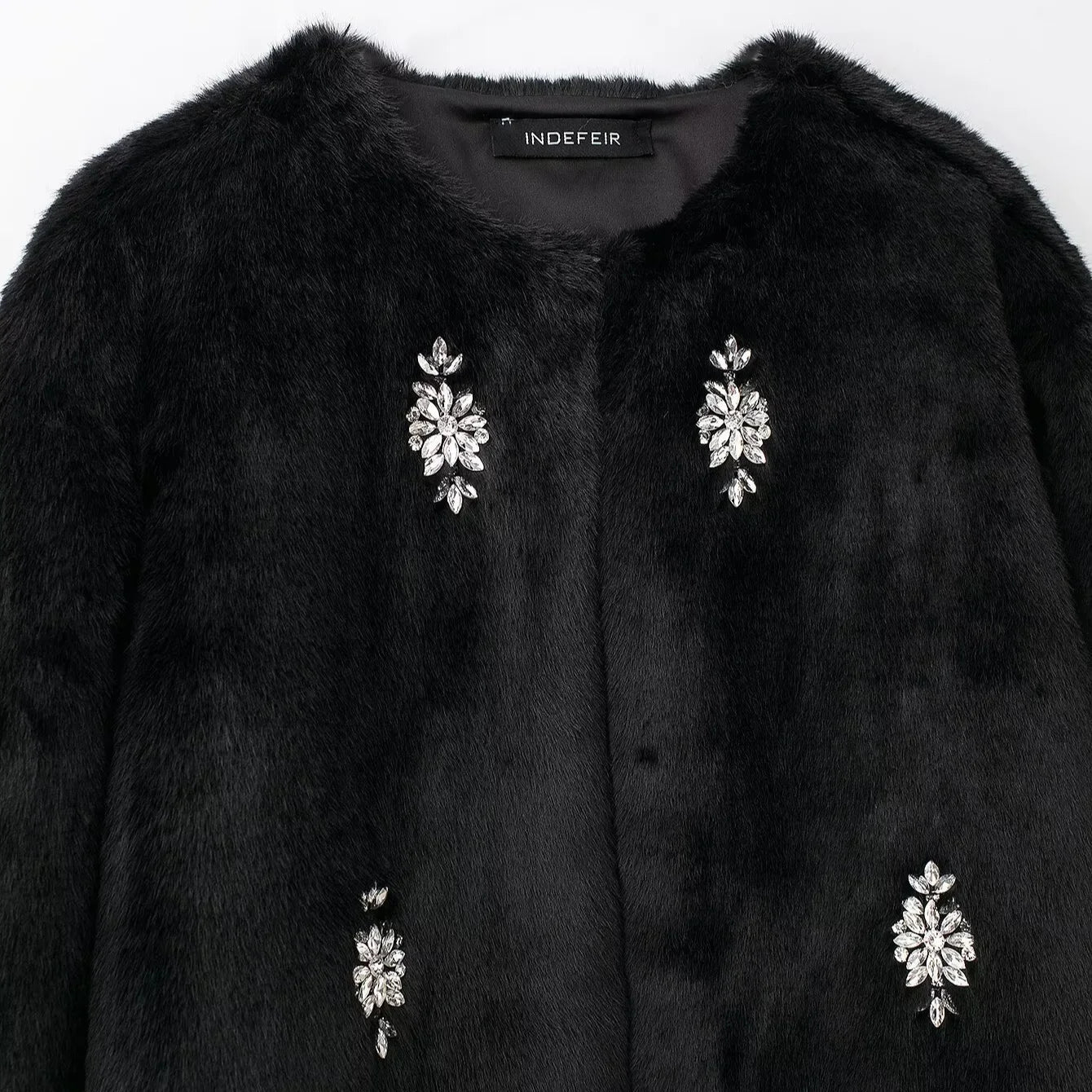 SAW Independent Station Luxury Artificial Fur Jacket Women's Outerwear Crew Neck Short Coat Jewelry Decoration Winter Coat