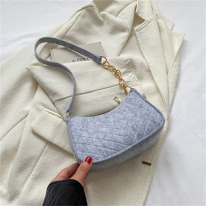 Felt Mini Shoulder Bag Women Fashion Solid Color Casual Handbags with Chain Shoulder Pouch Simple Light Weigh Underarm Bag