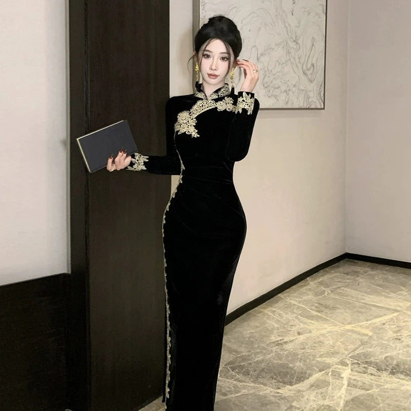 Ladies Mature Sheath Bodycon Black Dress with Long Sleeves Winter Autumn New Chinese Style Embroidery Velvet Modified Cheongsam