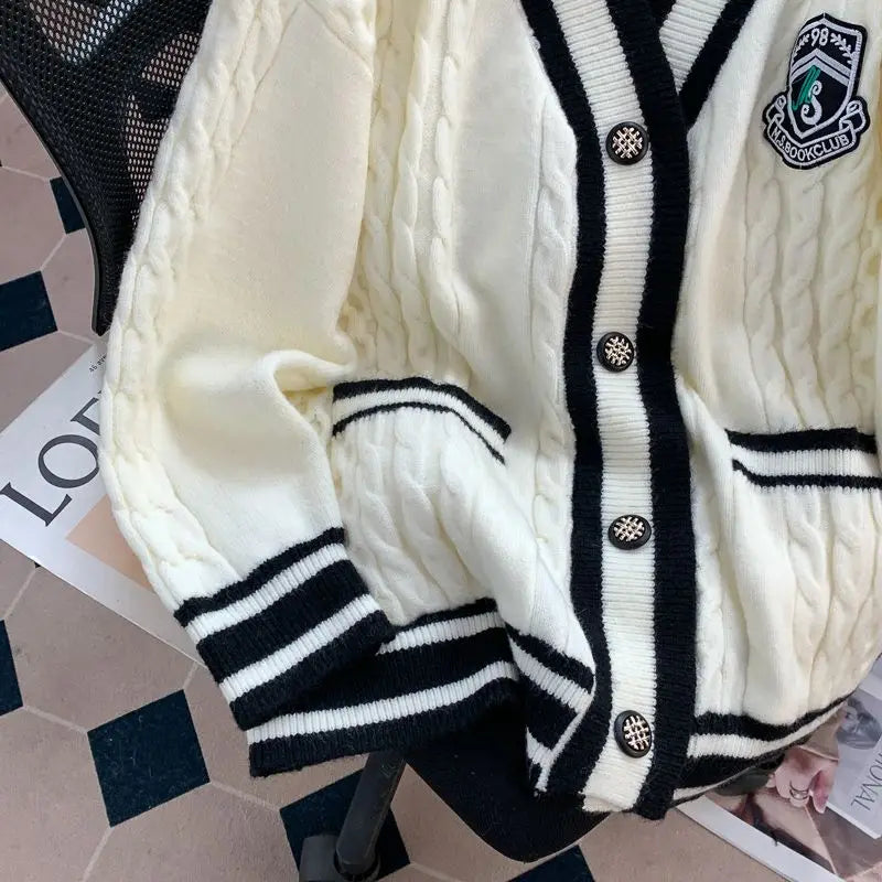 College Style V-neck Cardigan Sweater Jacket New Style Women's Autumn and Winter Wear Loose and Lazy Outer Knitted Top