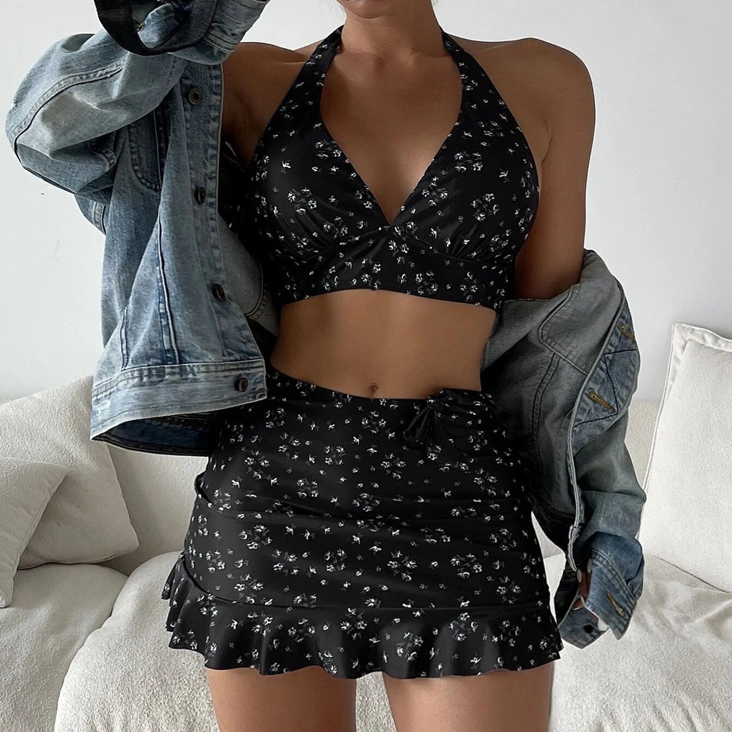 Women Halter Deep Bikinis Set Printed Three Piece Beach Wear Dress Sexy Ruffled Wrap Buttocks Swimwears Women'S Swimsuit