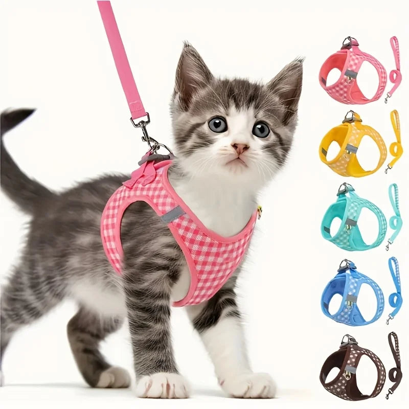 Pet Cat Suit, Plaid Pattern Breathable Fabric, Durable Metal Accessories with Reflective Strips, Hand Washable, Polyester Fiber, Suitable for Most Cats, Pet Supplies Cat Accessories, Collar, Leash
